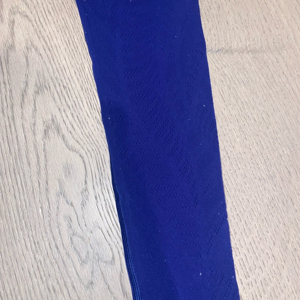 lululemon leggings - size 6 - Picture 3 of 3